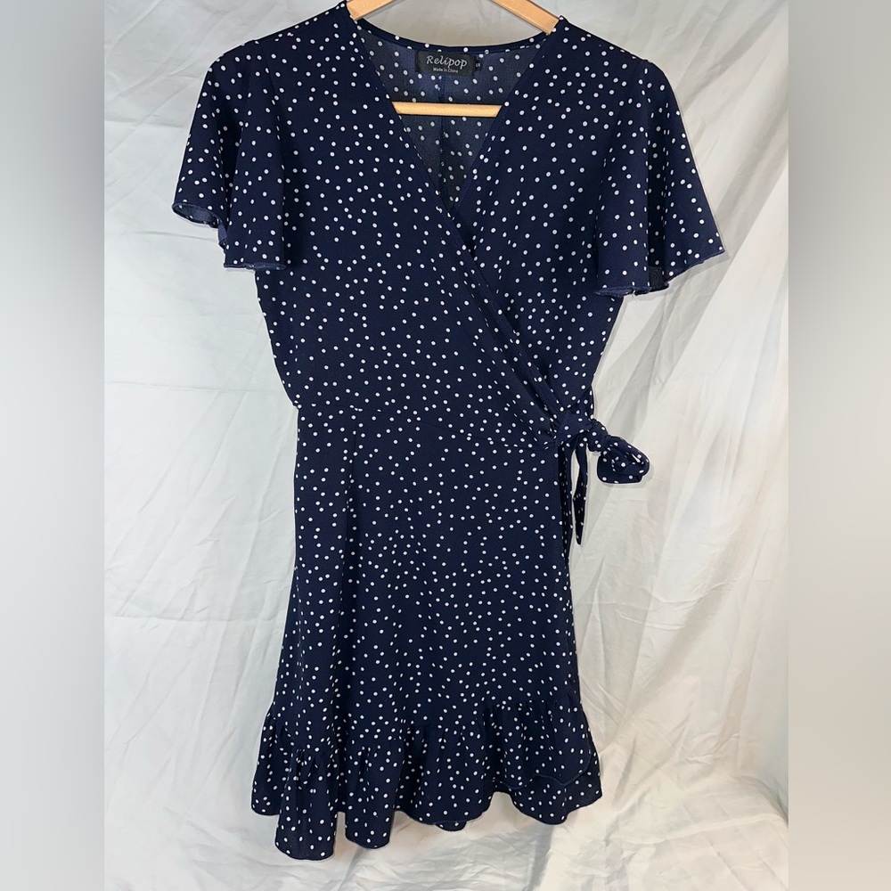 Women’s Dress Polka Dot Wrap Short Sleeve Ruffle Hem Size Junior’s Small